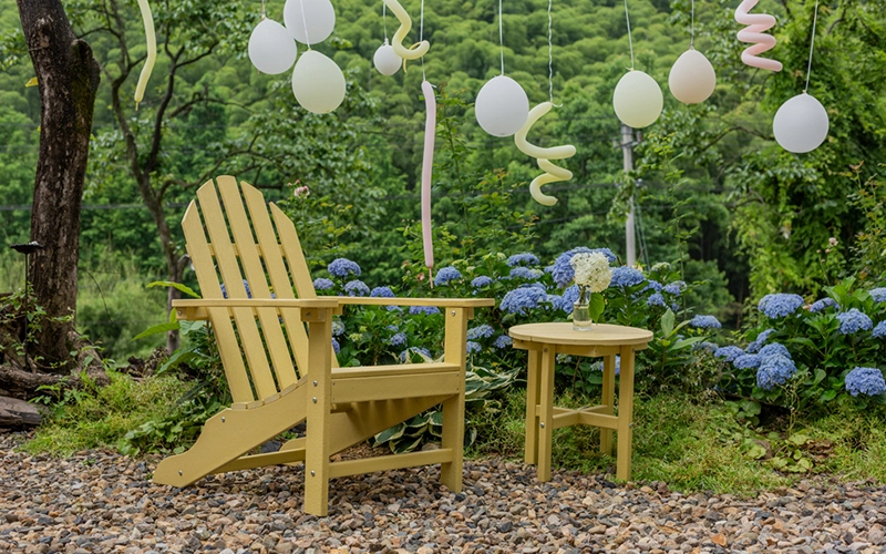 Stolička Adirondack